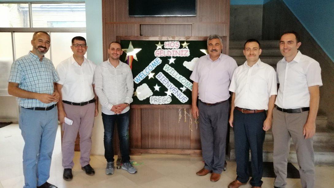 Tahran Türk Okulunda Yeni Öğretmenler Görevlerine Başladılar